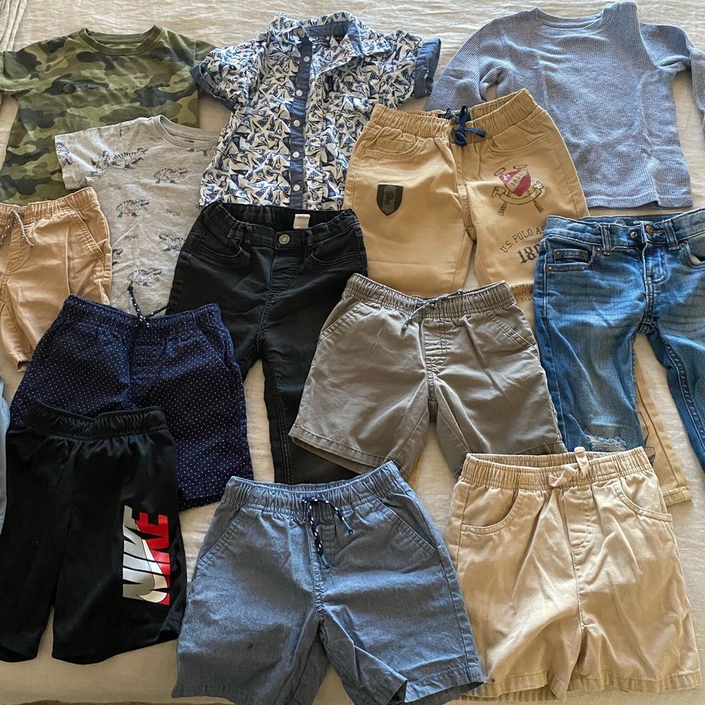 Boys 3t-4t clothes bundle